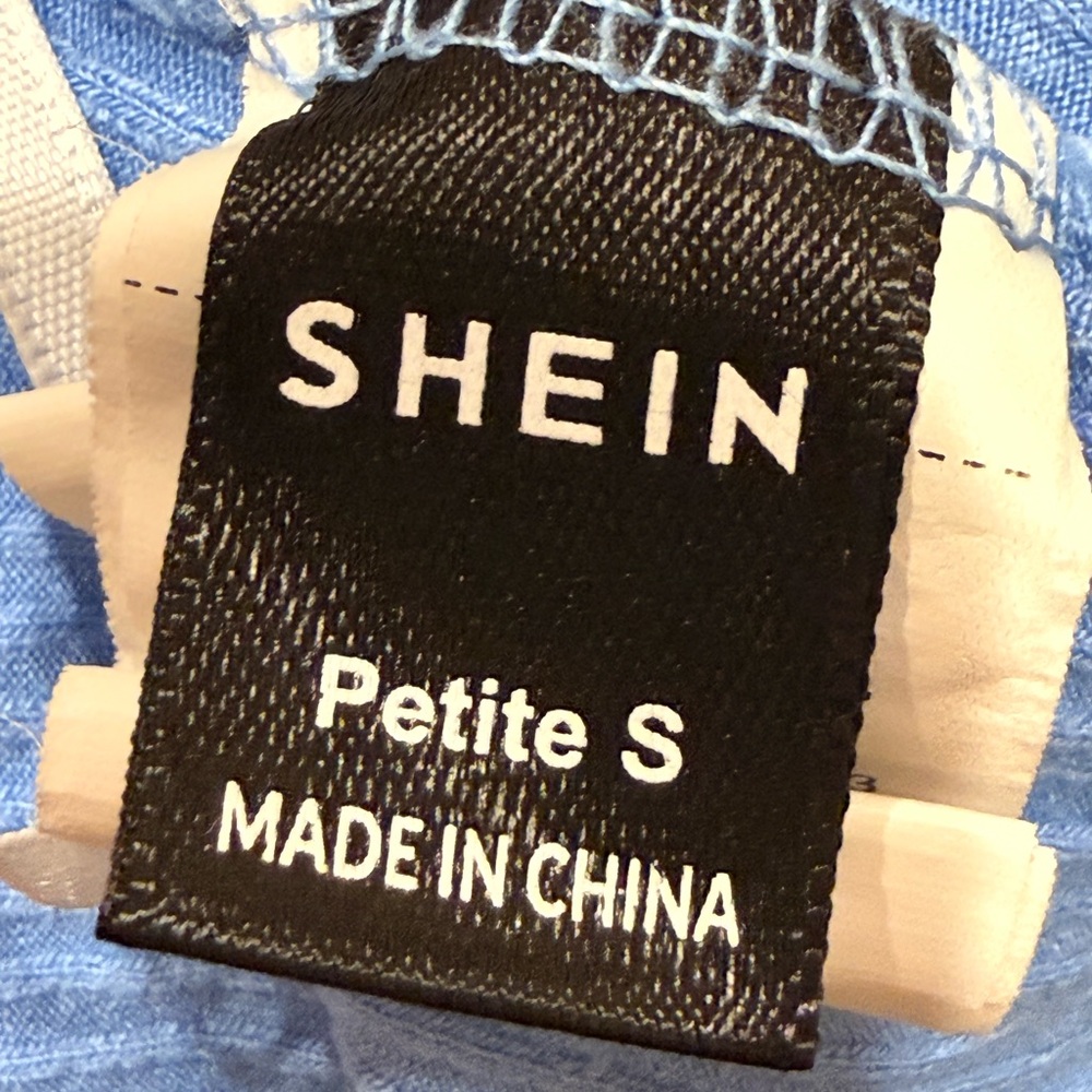 SHEIN Ribbed Crop Top - Picture 3 of 3